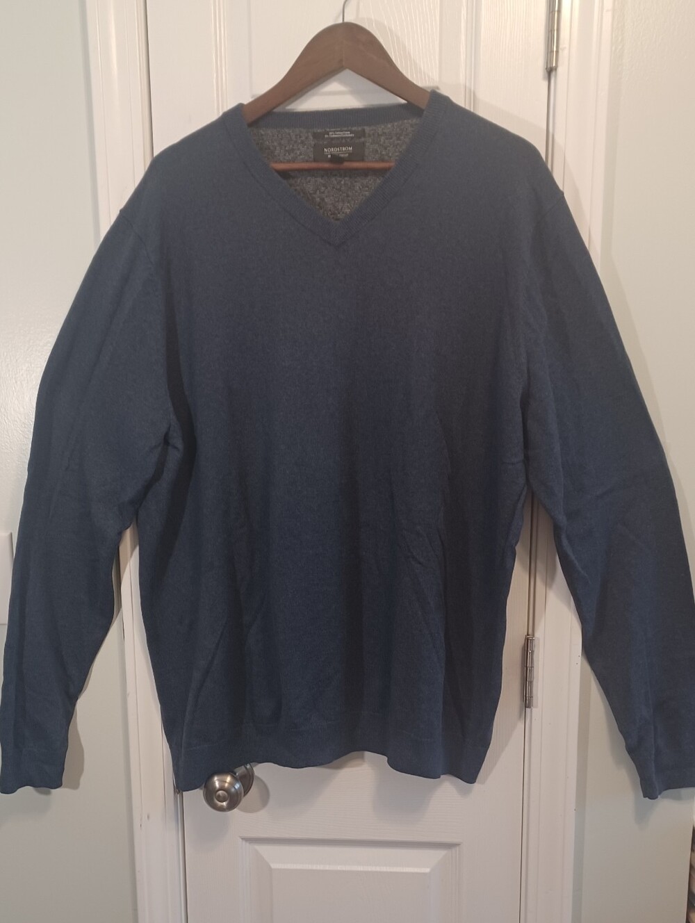 Nordstrom Men's LightweightNavy V-neck Sweater in Cotton Cashmere Blend 2XL Tall
